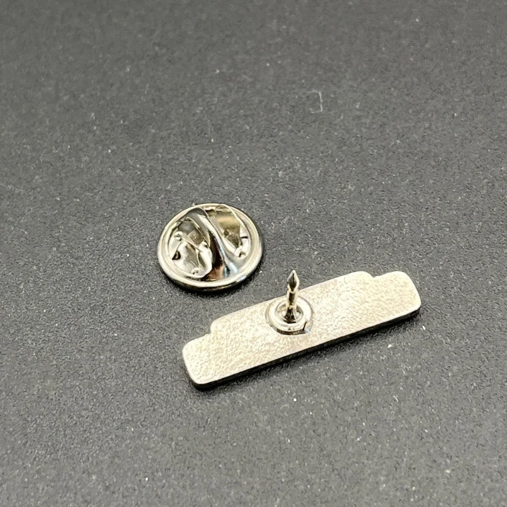 Lead2Feed‎ Student Leadership Program Lapel Hat Pin